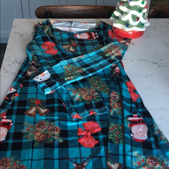 Amazon Christmas Dress 🎄 - Picture 2 of 3
